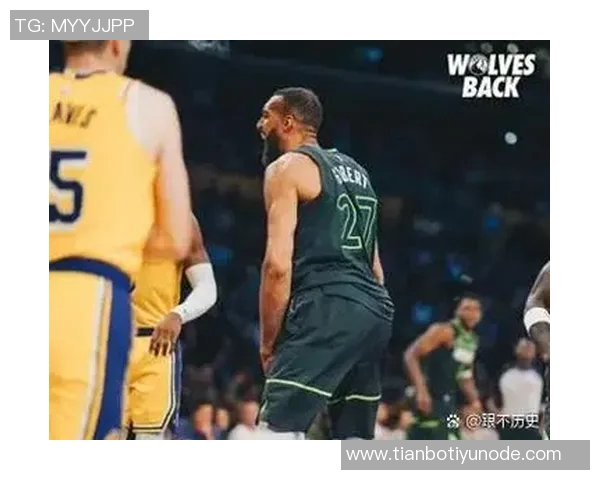 兰德尔第三节火力全开单节砍下10分助力球队前三节拿到23分表现抢眼 兰德尔第三节火力全开单节砍下10分助力球队前三节拿到23分表现抢眼