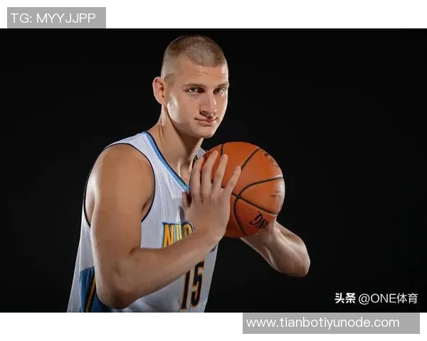 约基奇赛季数据惊人场均24分13篮板12助攻轻松实现三双表现令人赞叹 约基奇赛季数据惊人场均24分13篮板12助攻轻松实现三双表现令人赞叹