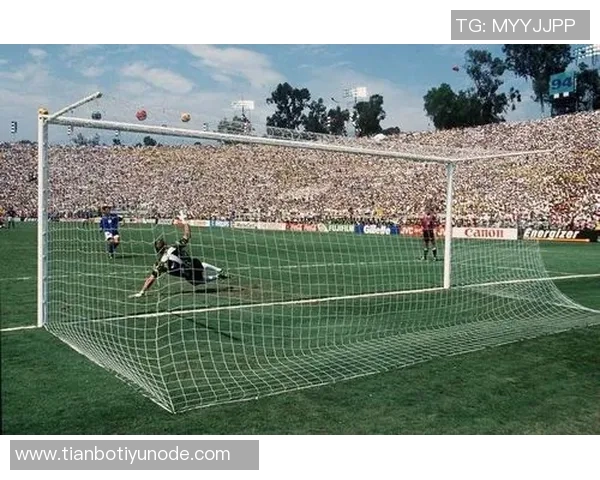 意大利巴西传奇球星同场竞技巴乔卡福罗马里奥重温经典对决