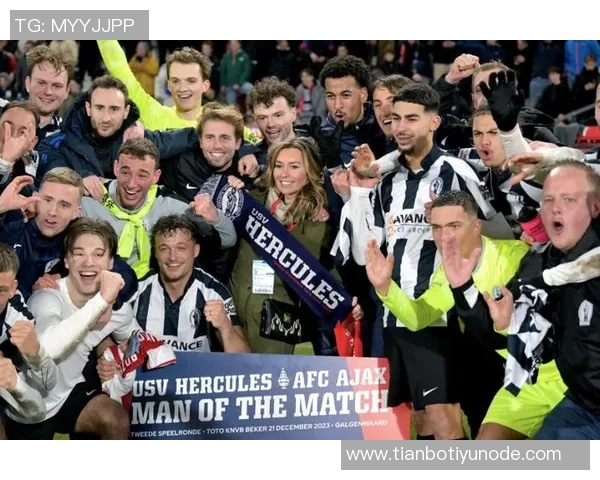 阿贾克斯在荷兰杯中以7-2狂胜马斯路易斯莫吉奥梅开二度展现锋芒