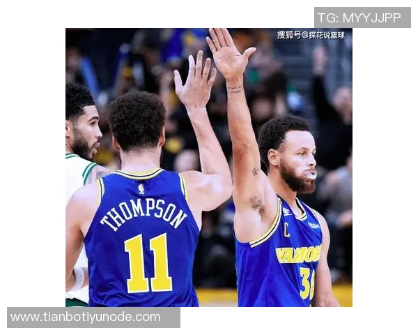 卡斯尔与文班训练赛中膝盖相撞受伤初步评估显示伤势并不严重