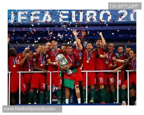 C罗生涯红牌回顾:从U17首红到各大俱乐部与国家队的精彩瞬间 C罗生涯红牌回顾:从U17首红到各大俱乐部与国家队的精彩瞬间