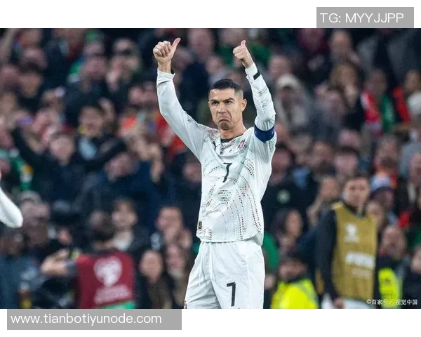 C罗生涯红牌回顾：从U17首红到各大俱乐部与国家队的精彩瞬间