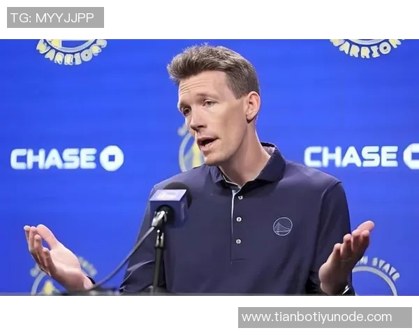 邓利维谈流言蜚语库明加事件不会影响整个赛季表现 邓利维谈流言蜚语库明加事件不会影响整个赛季表现